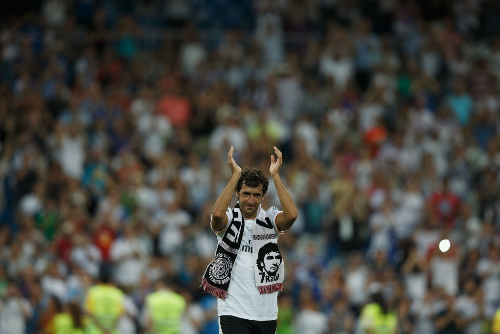 MADRID, SPAIN - AUGUST 22: Former Real Madrid player Raul acknowledges the crowd after the Santiago Bernabeu Trophy match between Real Madrid CF and Al-Sadd at Estadio Santiago Bernabeu on August 22, 2013 in Madrid, Spain. (Photo by Gonzalo Arroyo Moreno/Getty Images)