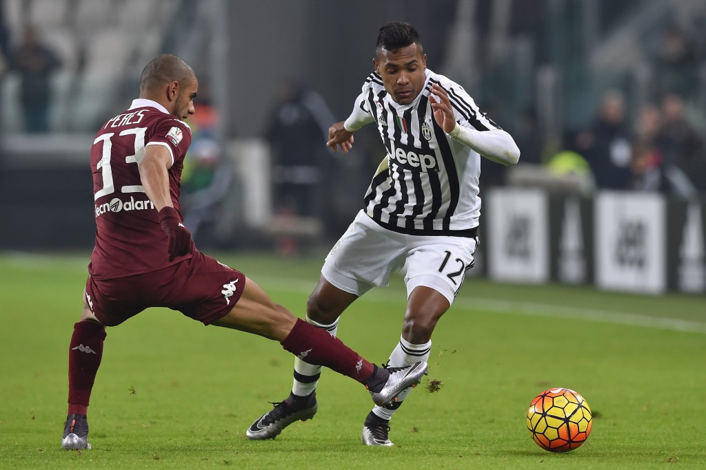 Alex Sandro nel derby. Valerio Pennicino/Getty Images