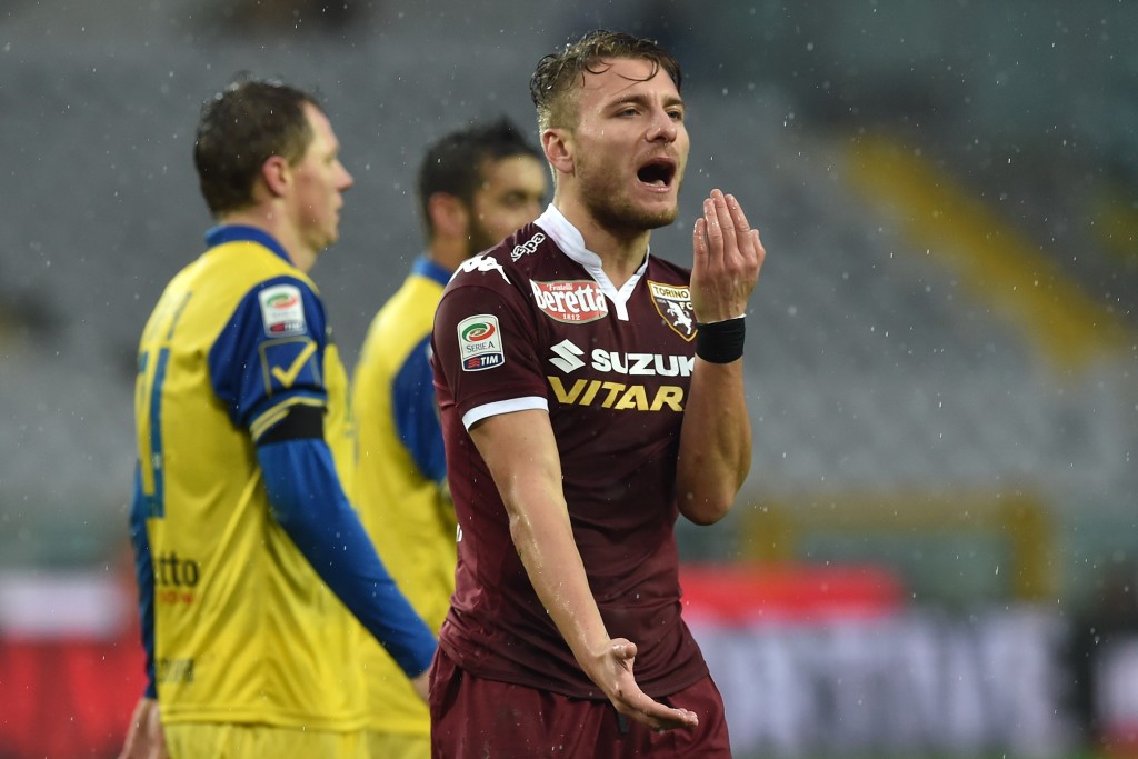 TURIN, ITALY - FEBRUARY 07: Ciro Immobile of Torino FC reacts during the Serie A match between Torino FC and AC Chievo Verona at Stadio Olimpico di Torino on February 7, 2016 in Turin, Italy. (Photo by Valerio Pennicino/Getty Images)