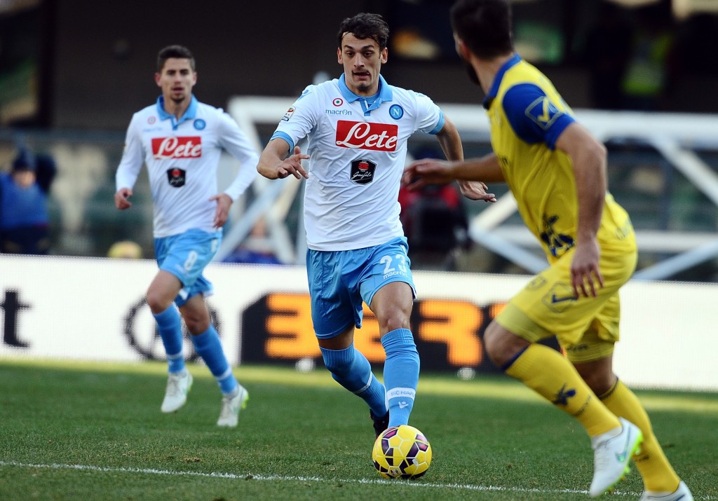 VERONA, ITALY - FEBRUARY 01: Manolo Gabbiadini # 23 of SSC Napoli in action during the Serie A match between AC Chievo Verona and SSC Napoli at Stadio Marc'Antonio Bentegodi on February 1, 2015 in Verona, Italy. (Photo by Mario Carlini / Iguana Press/Getty Images)