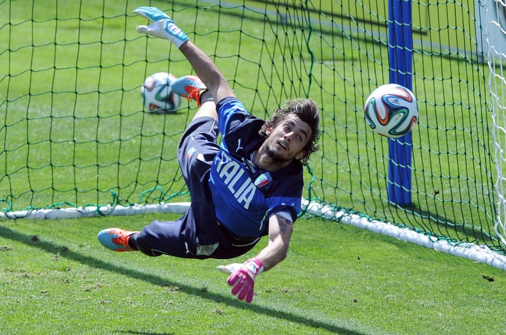 Mattia Perin of Italy during a training session at Coverciano on May 21, 2014 in Florence, Italy. (Photo by Claudio Villa/Getty Images)