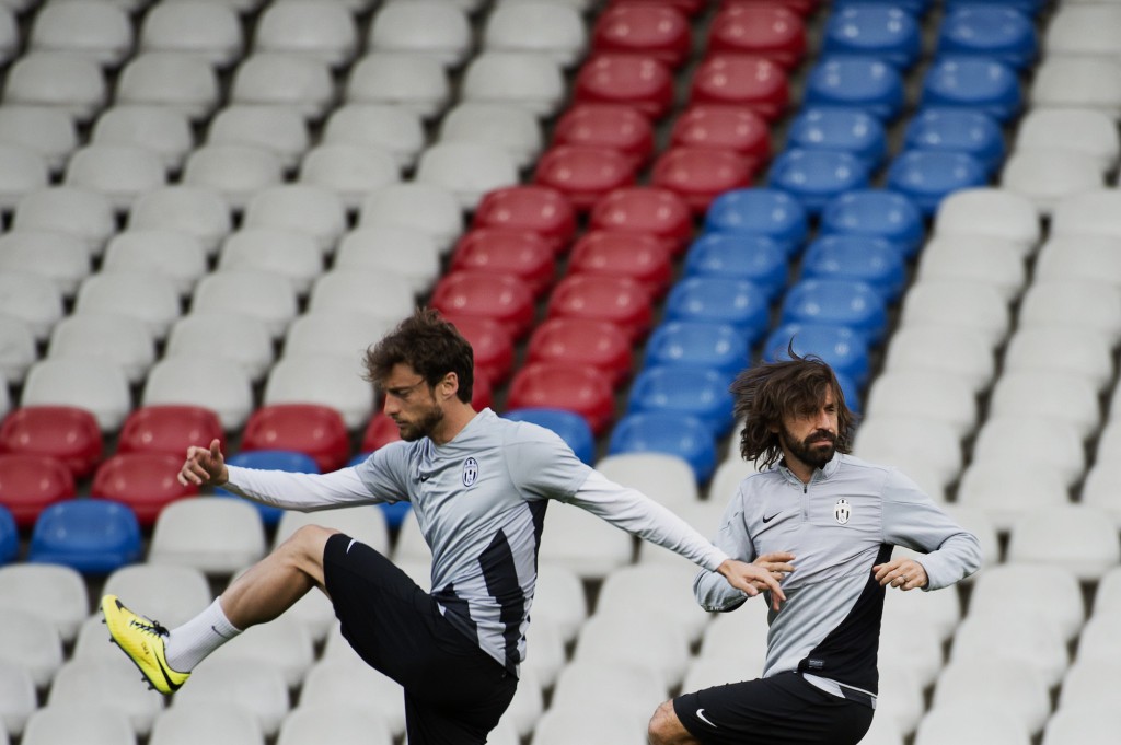 Marchisio e Pirlo a Lione, nel 2014. (Jeff Pachoud/AFP/Getty Images)