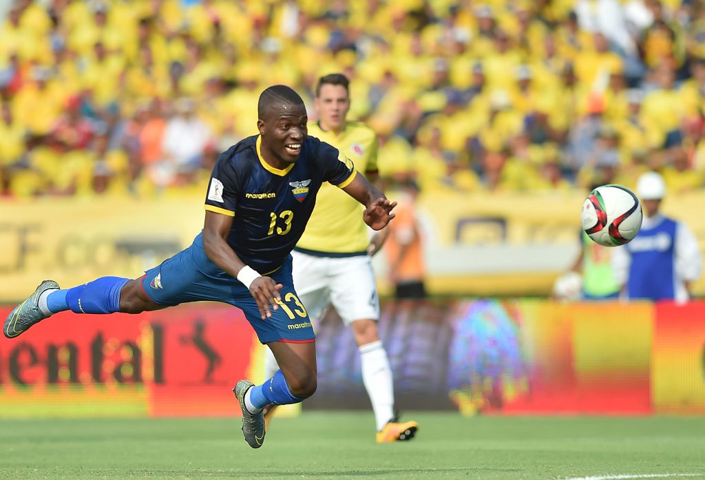 Il volo di Enner Valencia (Raul Arboleda/AFP/Getty Images)