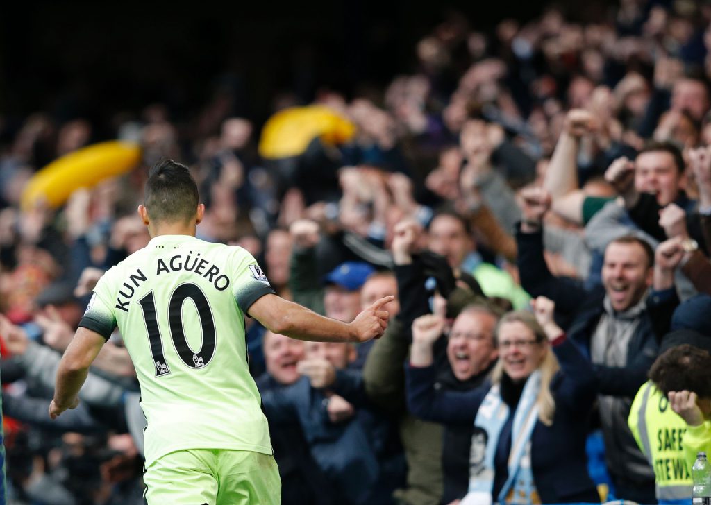 Manchester City's Argentinian striker Sergio Aguero celebrates after scoring their second goal during the English Premier League football match between Chelsea and Manchester City at Stamford Bridge in London on April 16, 2016. / AFP / Adrian DENNIS / RESTRICTED TO EDITORIAL USE. No use with unauthorized audio, video, data, fixture lists, club/league logos or 'live' services. Online in-match use limited to 75 images, no video emulation. No use in betting, games or single club/league/player publications. / (Photo credit should read ADRIAN DENNIS/AFP/Getty Images)