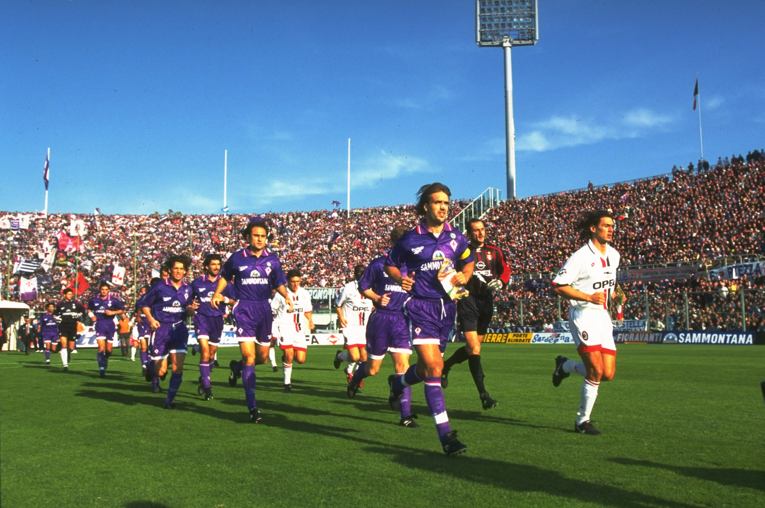 Gabriel Batistuta of Fiorentina and Paolo Maldini of AC Milan