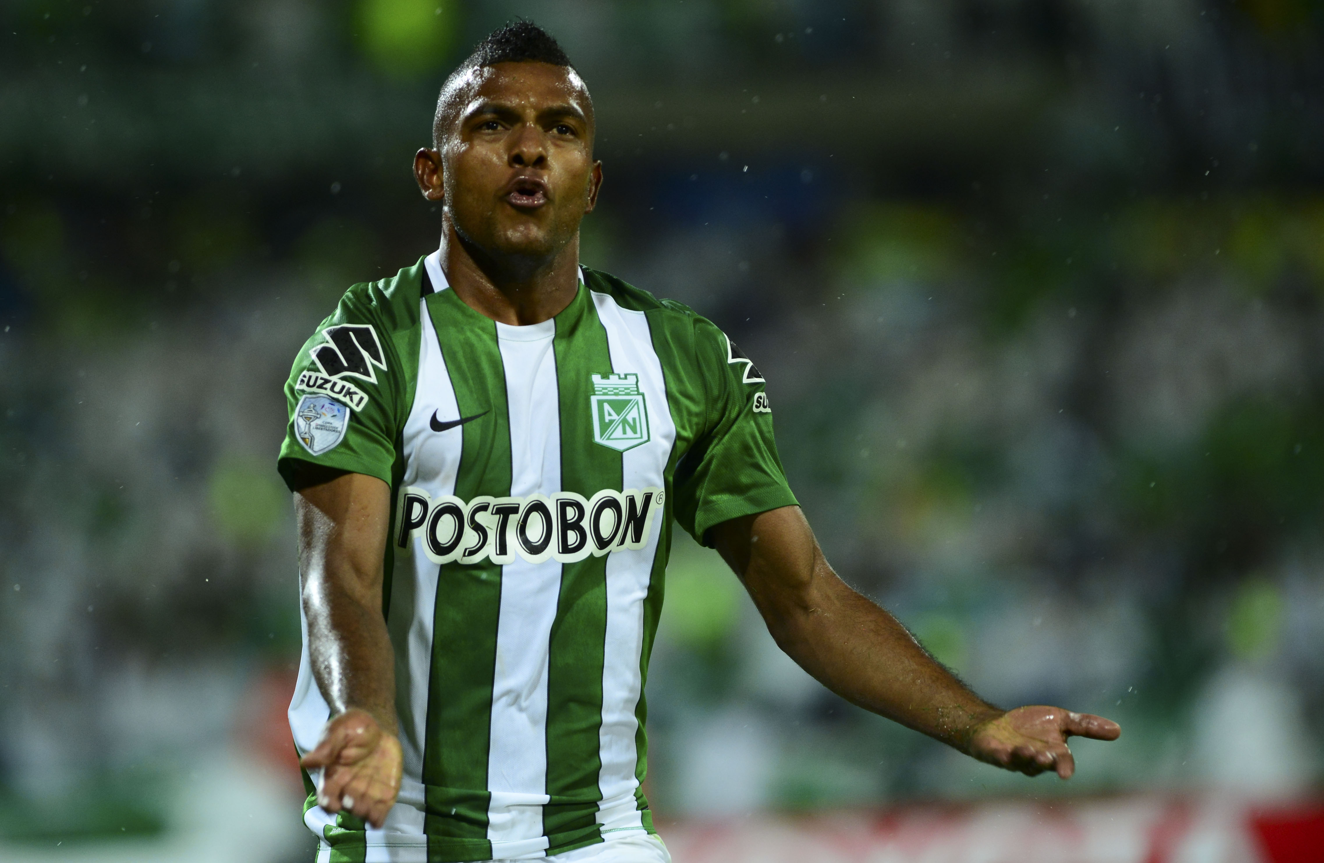 Miguel Borja dopo aver segnato contro il San Paolo (Raul Arboleda/Afp/Getty Images)