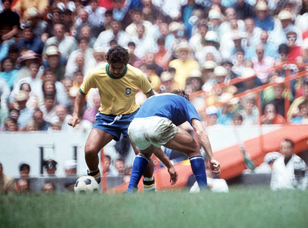 Football, 1970 World Cup Final, Mexico City, Mexico, 21st June, 1970, Brazil 4 v Italy 1, Brazil's Rivelino on the ball faced by an Italian defender (Photo by Popperfoto/Getty Images)