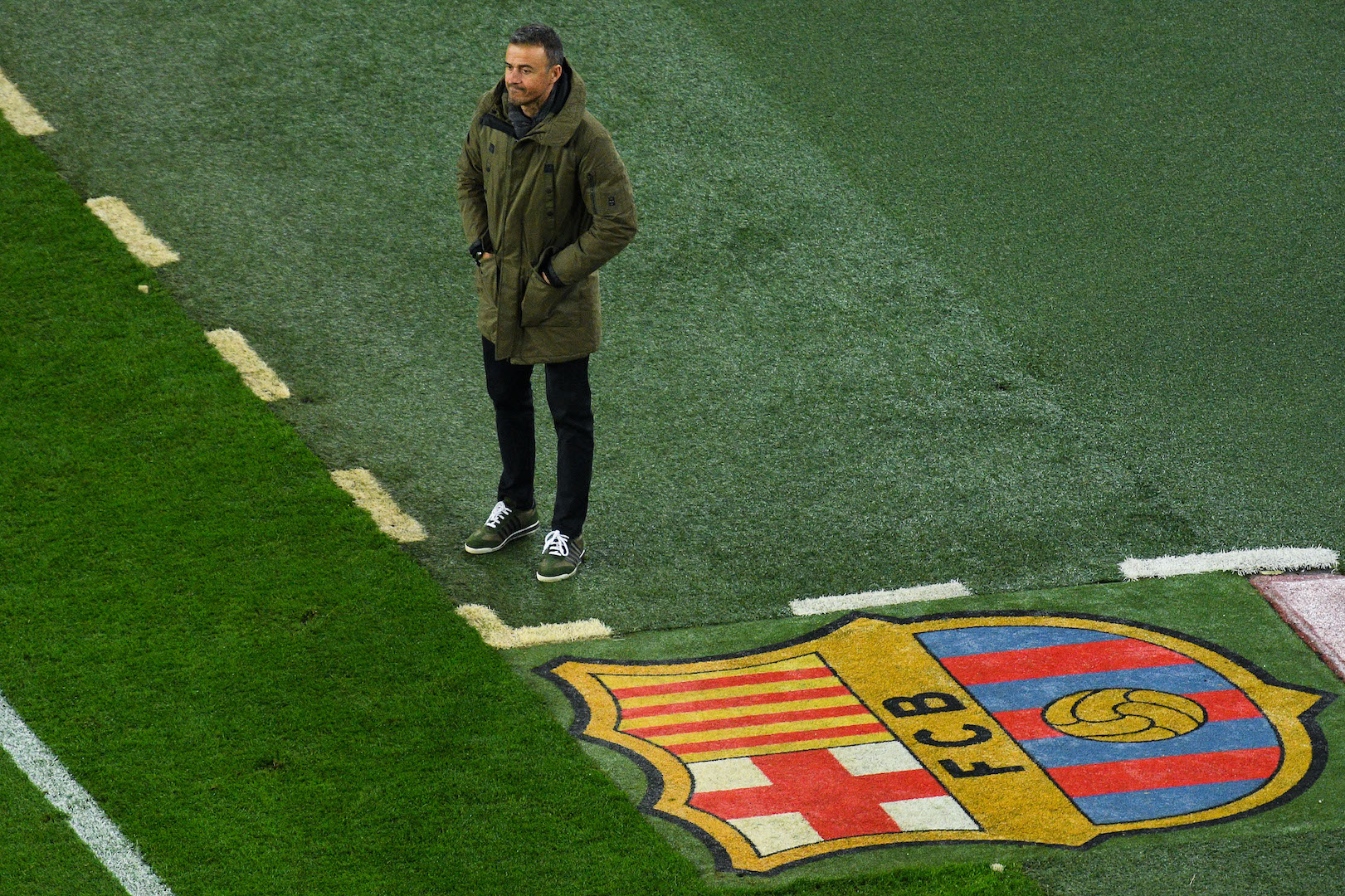 BARCELONA, SPAIN - DECEMBER 21: Head coach Luis Enrique of FC Barcelona looks on during the Copa del Rey round of 32 second leg match between FC Barcelona and Hercules at Camp Nou on December 21, 2016 in Barcelona, Spain. (Photo by David Ramos/Getty Images)