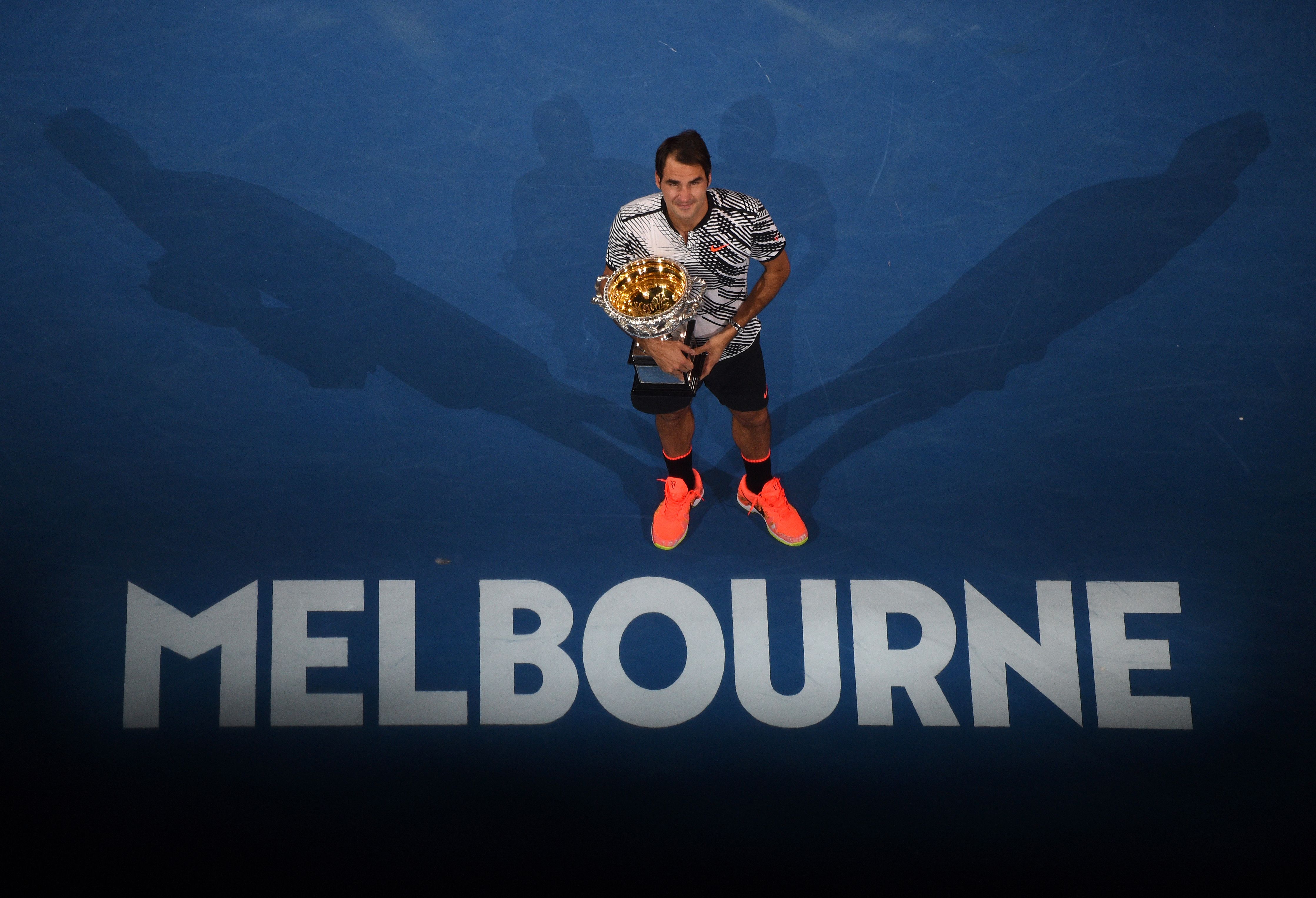 TENNIS-AUS-OPEN-PODIUM