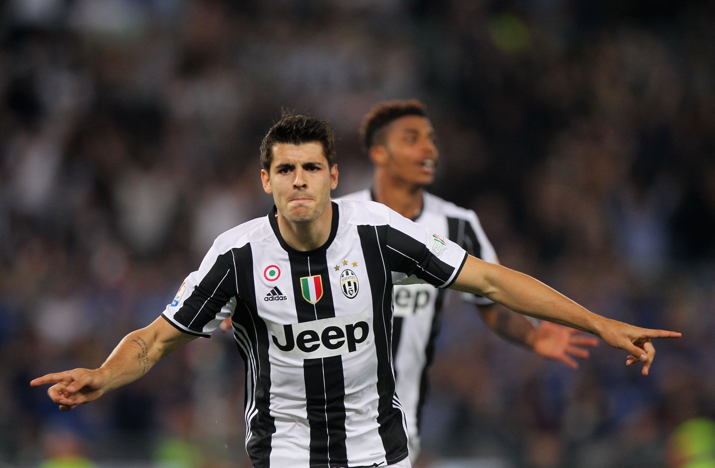 ROME, ITALY - MAY 21: Alvaro Morata of Juventus FC celebrates after scoring the opening goal during the TIM Cup match between AC Milan and Juventus FC at Stadio Olimpico on May 21, 2016 in Rome, Italy. (Photo by Paolo Bruno/Getty Images)