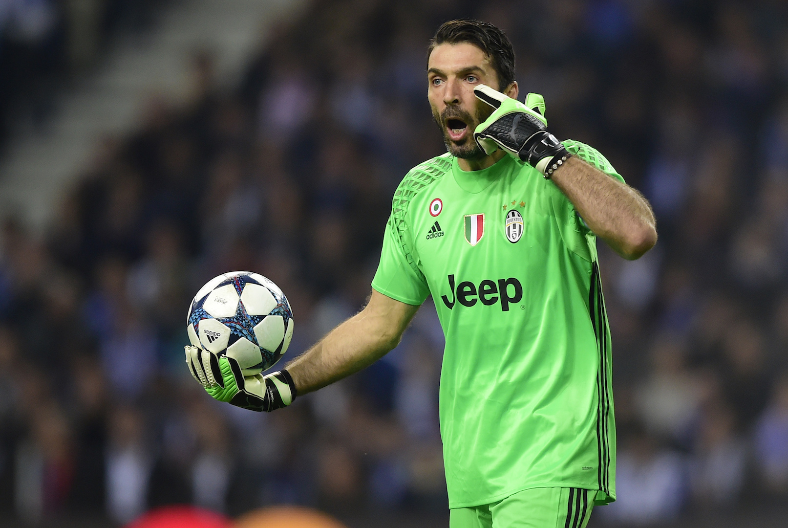 Juventus' goalkeeper Gianluigi Buffon gestures during the UEFA Champions League round of 16 second leg football match FC Porto vs Juventus at the Dragao stadium in Porto on February 22, 2017. / AFP / MIGUEL RIOPA (Photo credit should read MIGUEL RIOPA/AFP/Getty Images)