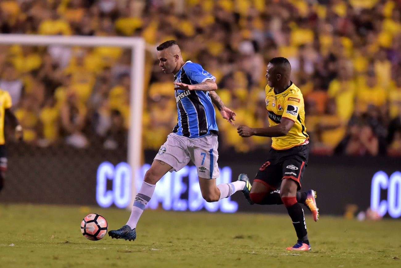 FBL-LIBERTADORES-2017-SEMIFINAL-ECU-BRA-BARCELONA-GREMIO