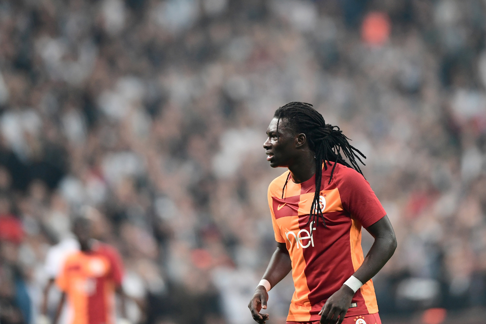 Galatasaray's Bafetimbi Gomis reacts during the Turkish Super Lig football match between Besiktas and Galatasaray on December 2, 2017 at Vodafone Park Stadium in Istanbul. / AFP PHOTO / OZAN KOSE (Photo credit should read OZAN KOSE/AFP/Getty Images)